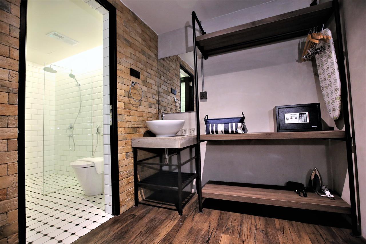 Hotel The Rucksack Caratel - Jonker Wing Malacca Exterior foto